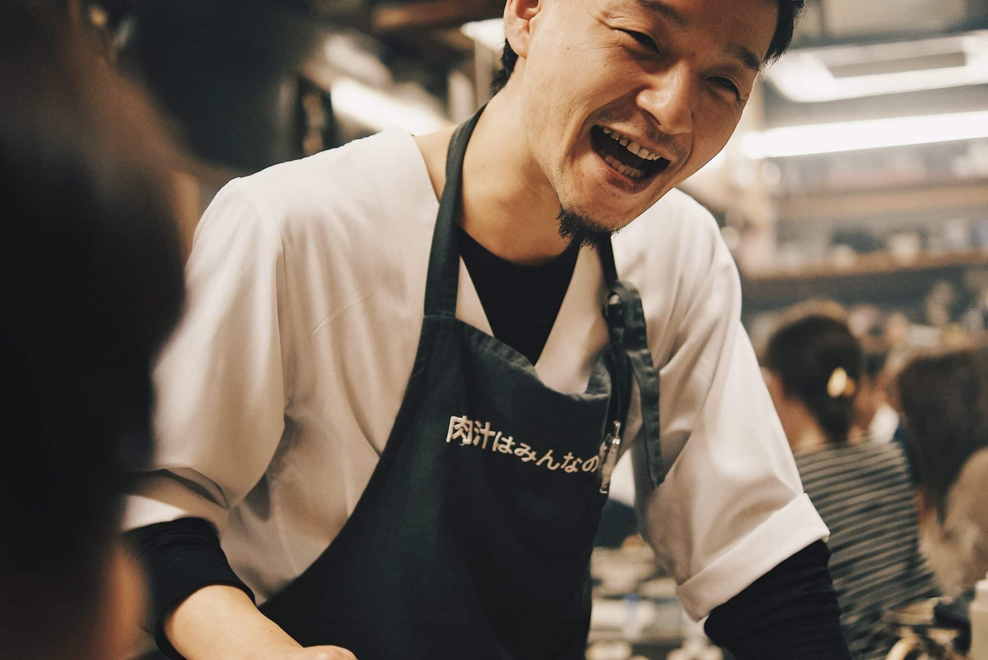 焼肉ホルモン 坂上梅田本店について